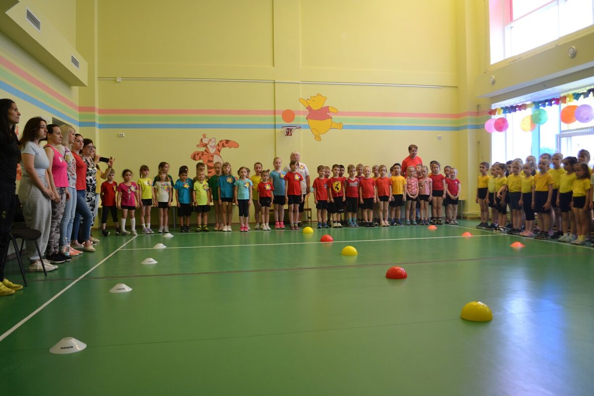 Спортивный калейдоскоп. Спортивный Калейдоскоп в детском саду. Спортивный Калейдоскоп для детского сада занятия.